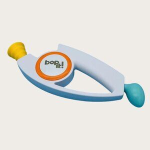 Hasbro Bop It! 2018 Bop It Twist It Pull It Electronic Handheld Game Tested